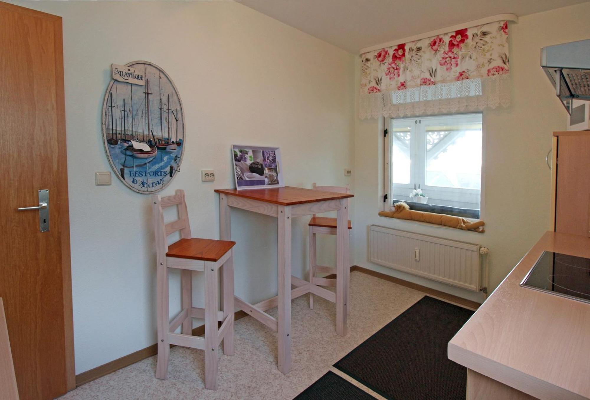 Villa Ostseelilie - Appartements Mit Balkon Und Meerblick Sassnitz Bilik gambar